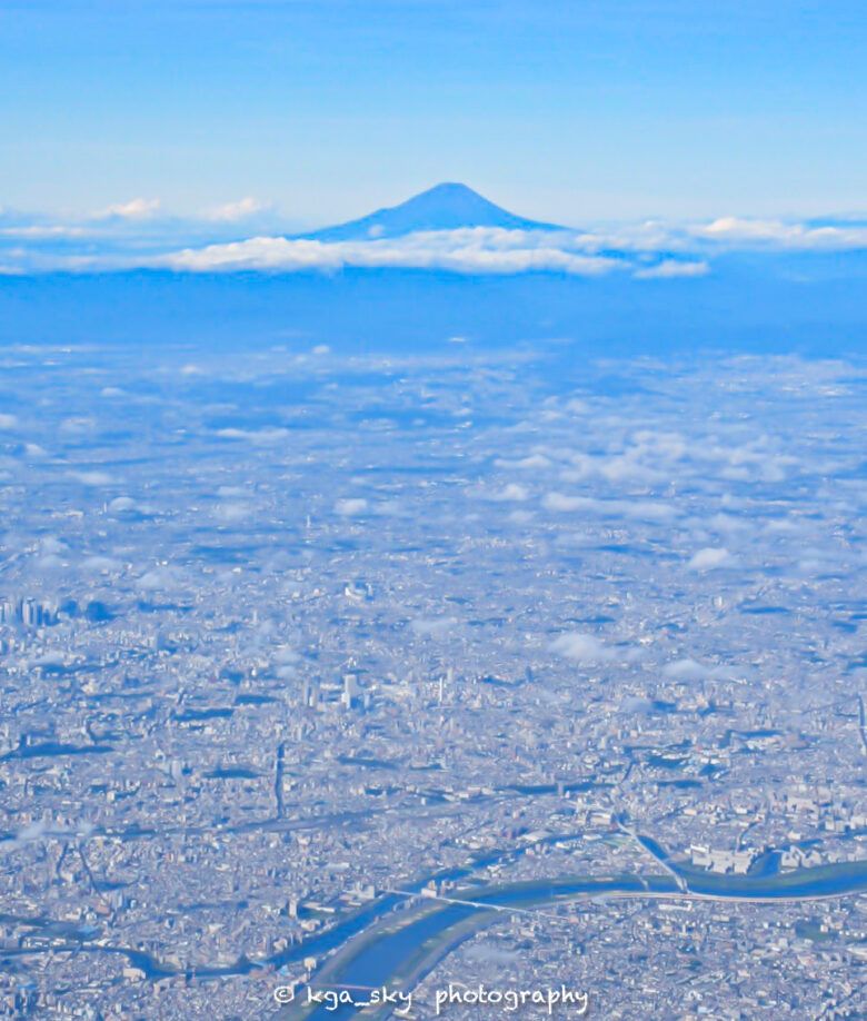 羽田⇒新千歳の便で撮影した富士山（夏）