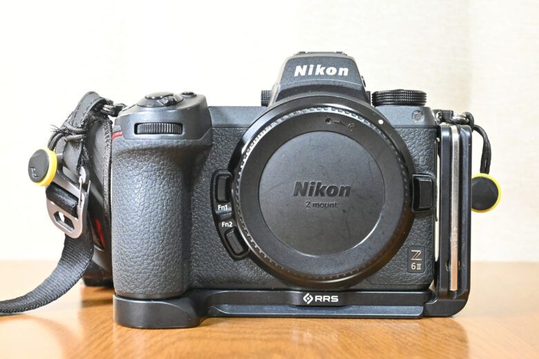 L字プレートを装着したZ6Ⅱ（正面）