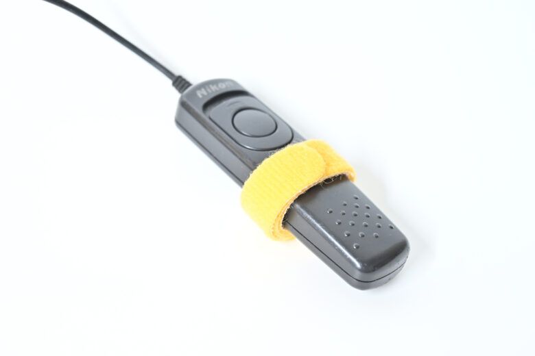 マジックテープをレリーズに巻いたところ